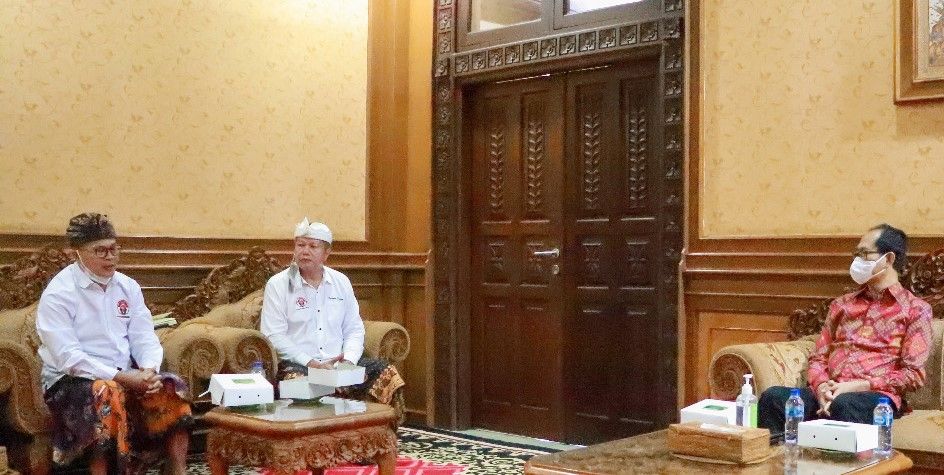 podiumnews.com-Wabup Suiasa jadi Dewan Pembina Puskor Hindunesia Badung